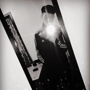 Meet your Posher, Eli